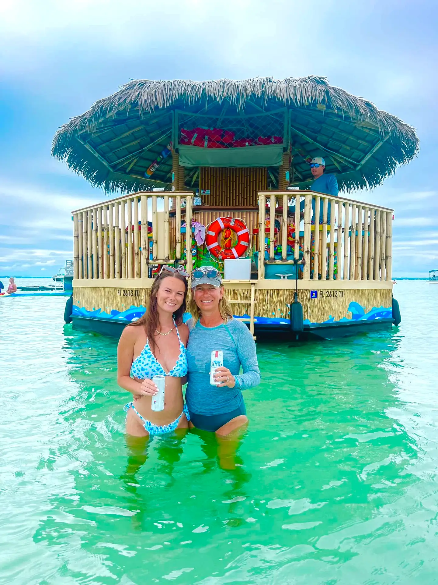 tailfins tiki tours destin  crab island destin